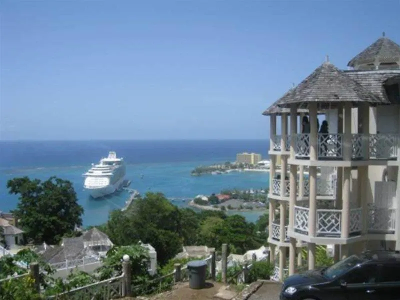 Skycastles Condominiums Ocho Rios